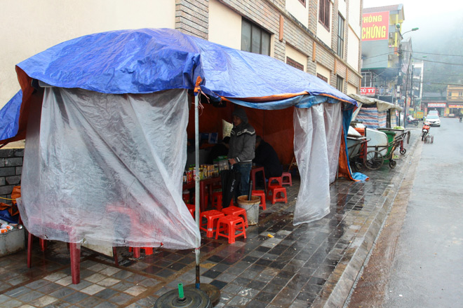 Rét dưới 3 độ C, dân Sa Pa chống chọi bằng những cách độc đáo này